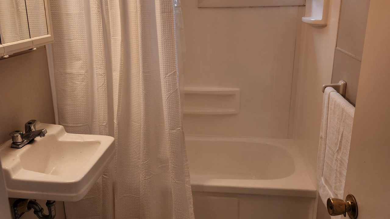 Photo of Bathroom in Ocean Park