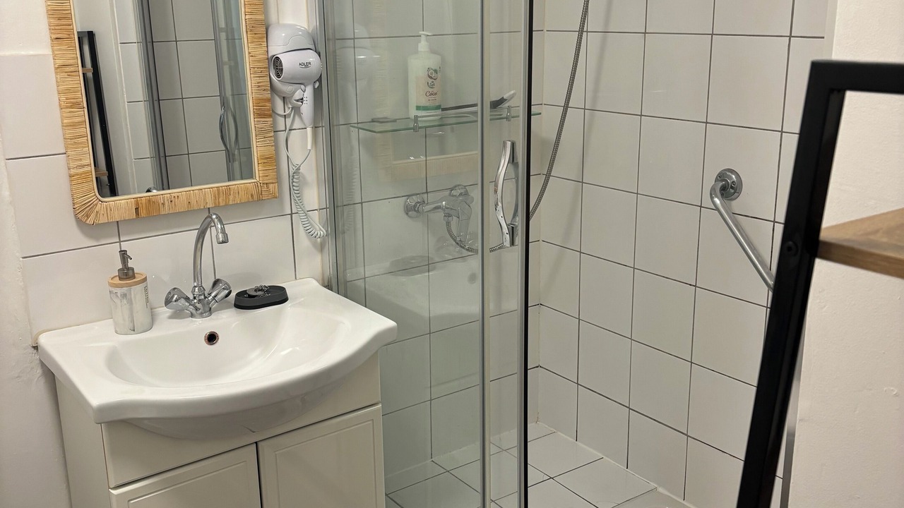 Photo of Bathroom in Fecamp