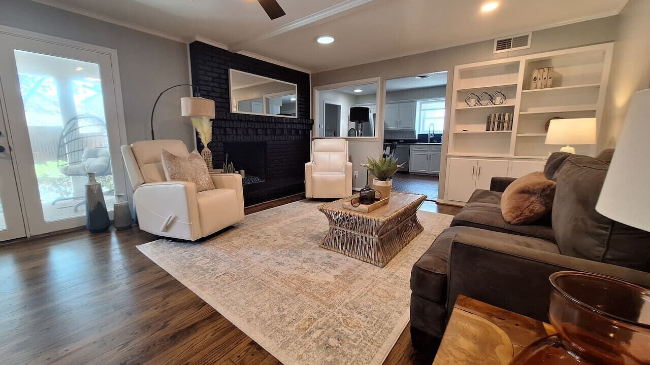 Photo of Livingroom in Northwest Dallas