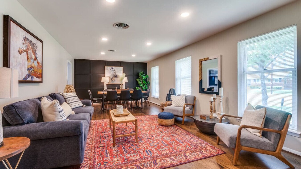 Photo of Livingroom in Northwest Dallas