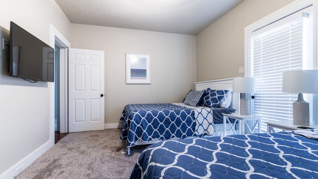 Photo of Bedroom in Peak's Suburban Addition