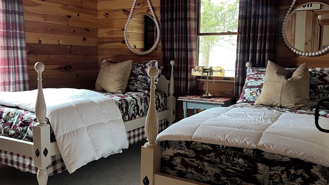 Photo of Bedroom in Town of Torrey