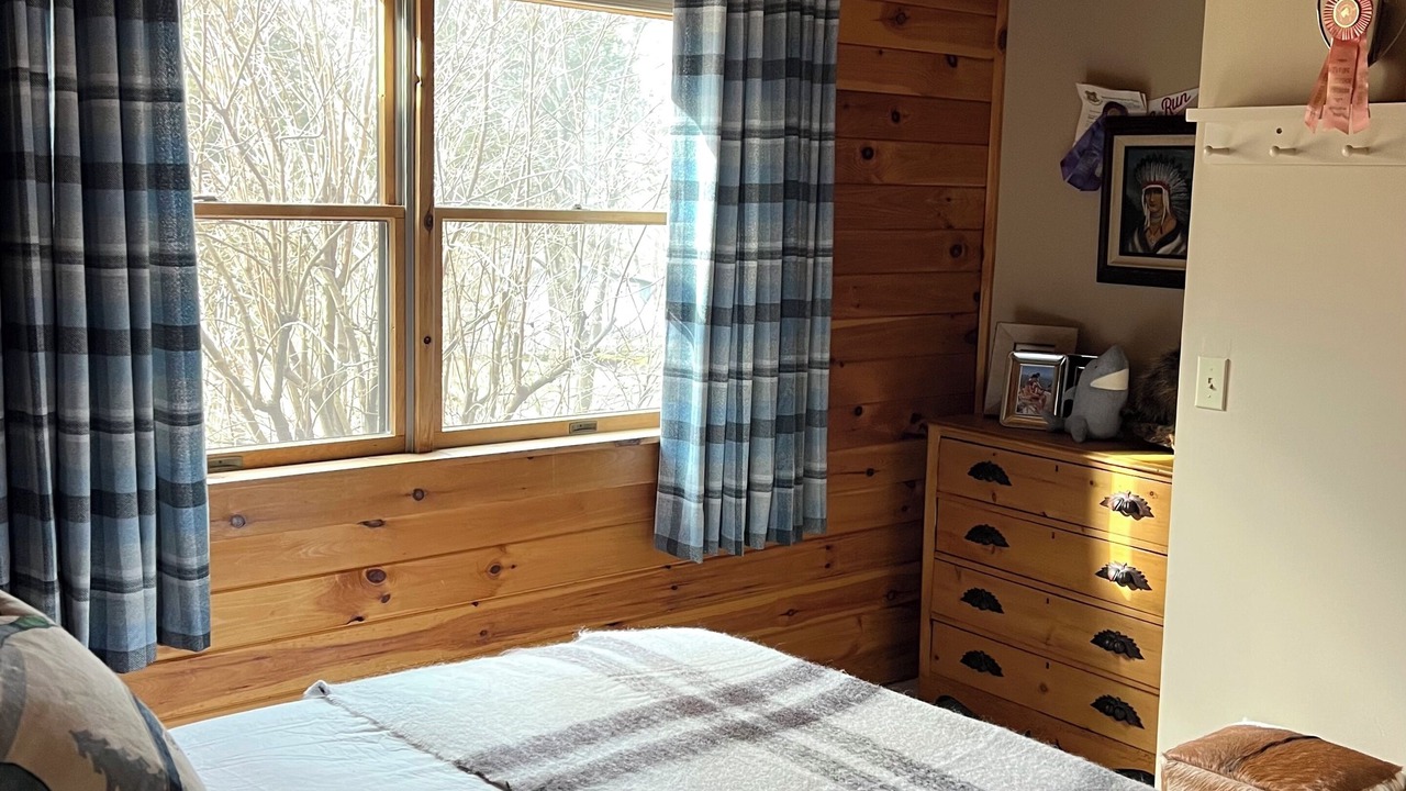 Photo of Bedroom in Town of Torrey