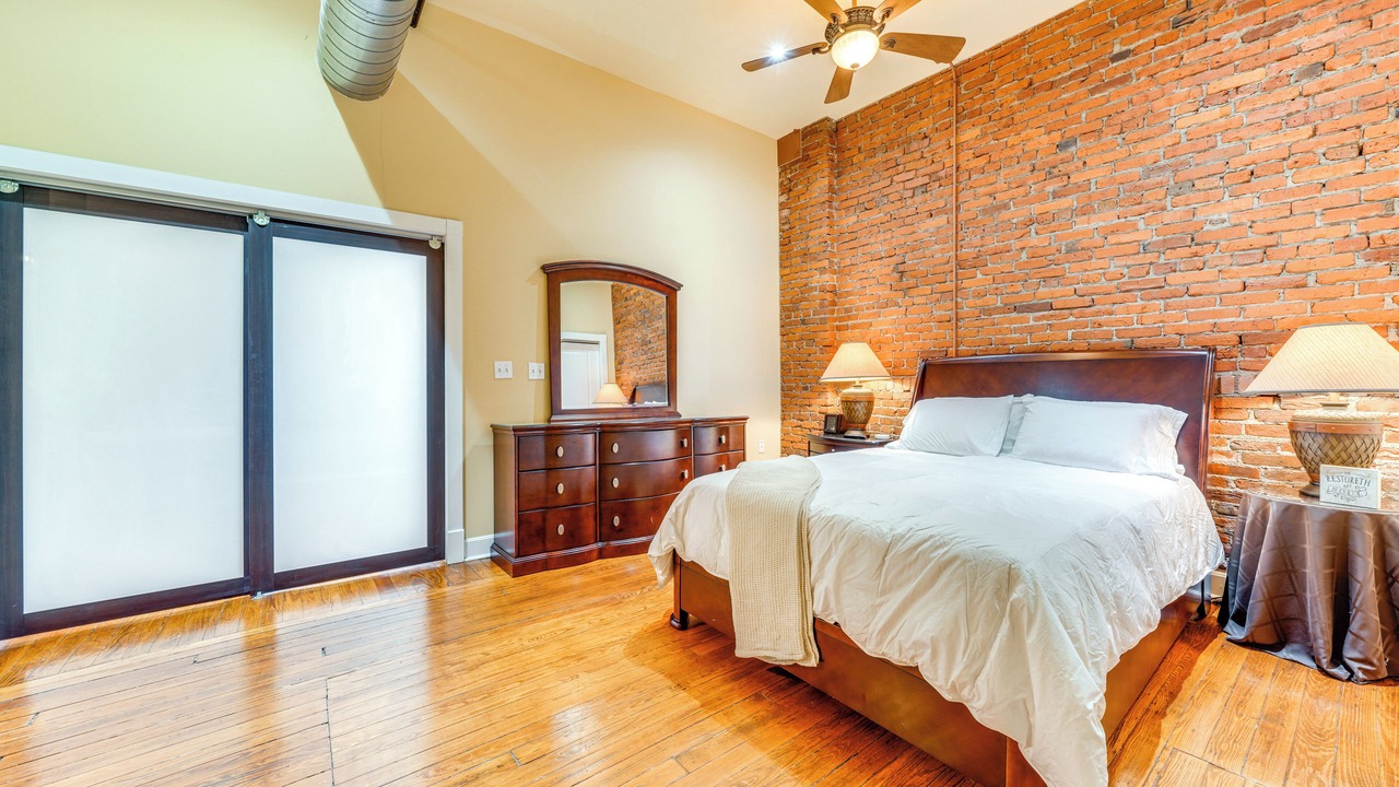 Photo of Bedroom in Downtown Louisville