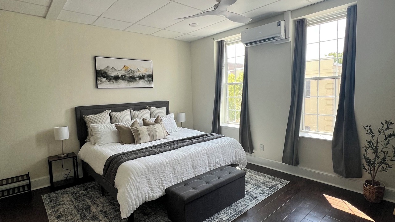 Photo of Bedroom in Newberry