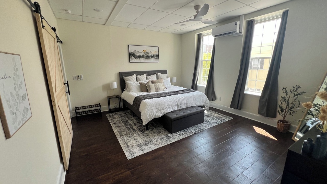 Photo of Bedroom in Newberry