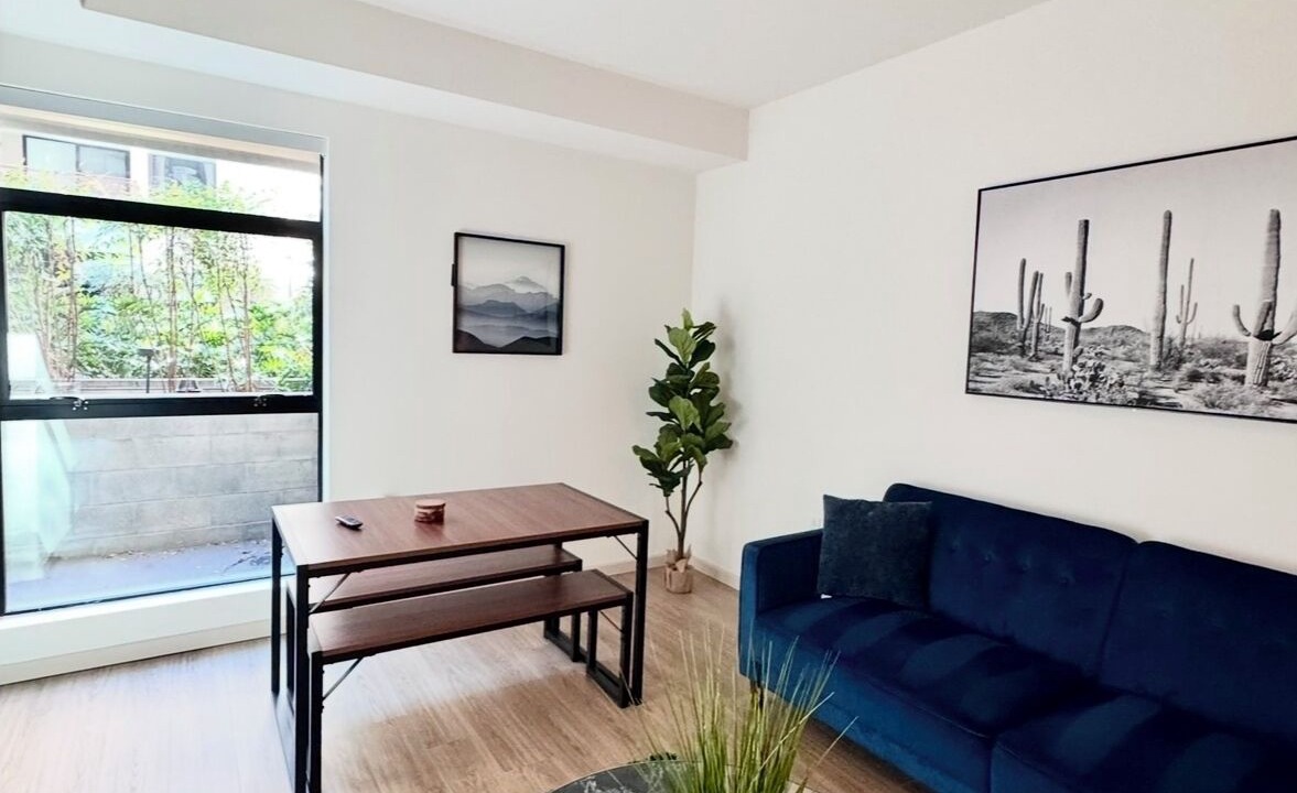 Photo of Livingroom in Glendale