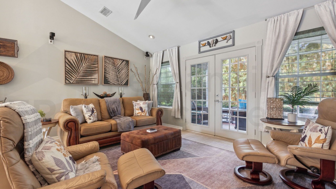 Photo of Livingroom in Amelia City