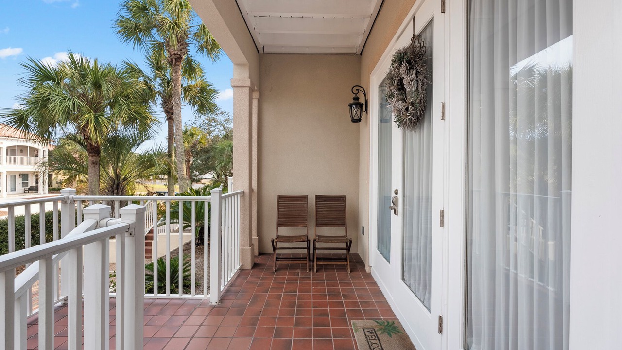 Photo of Patio Balcony in Kiska Beach