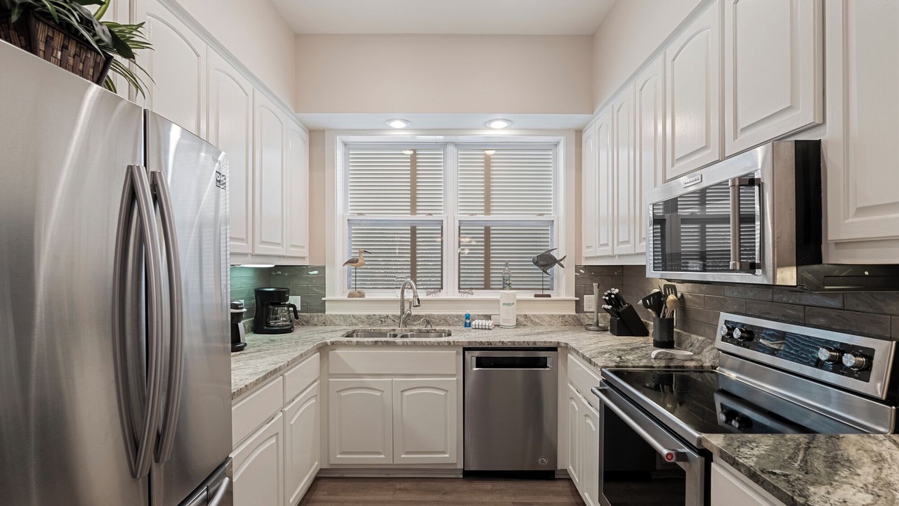 Photo of Kitchen in Kiska Beach
