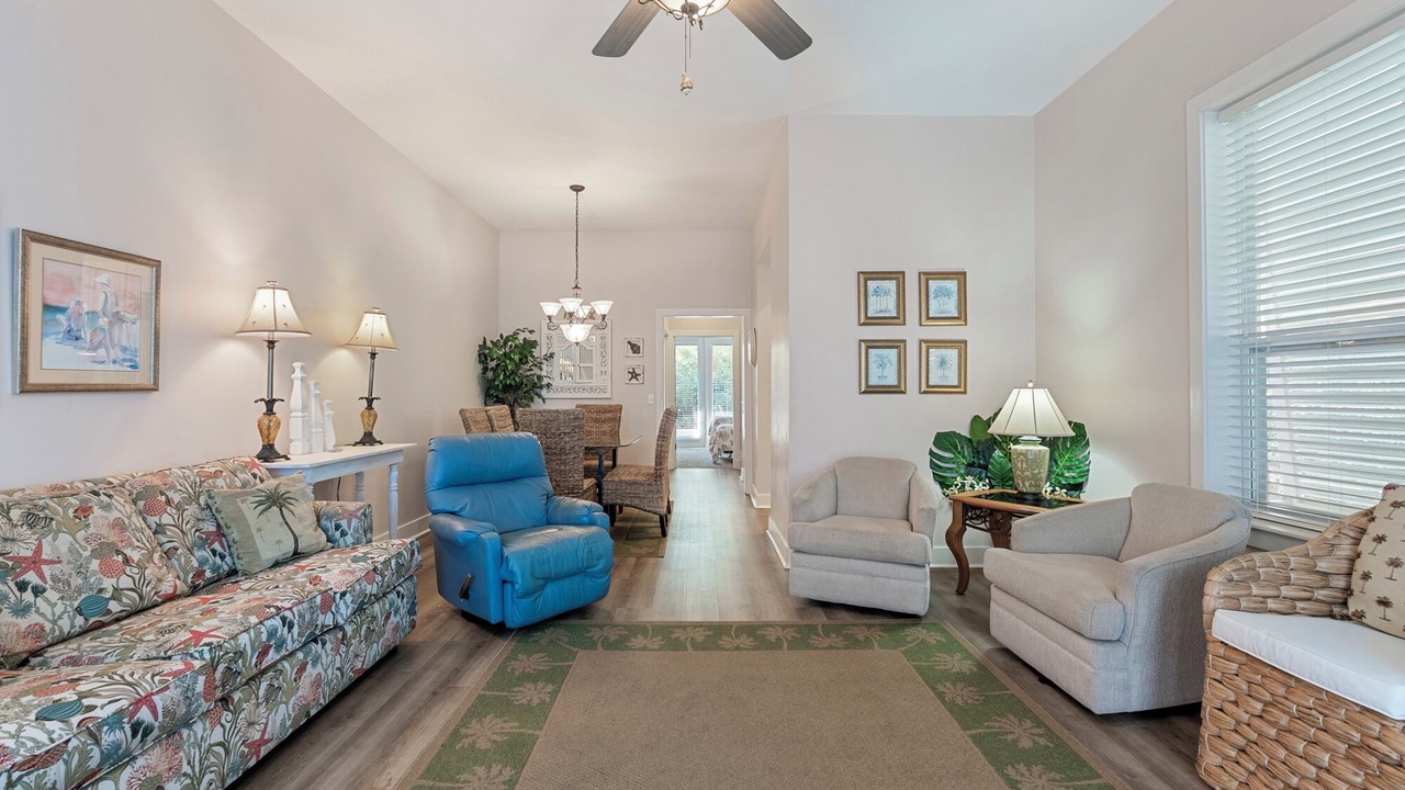 Photo of Livingroom in Kiska Beach