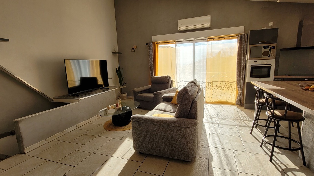 Photo of Livingroom in Thezan-les-Beziers