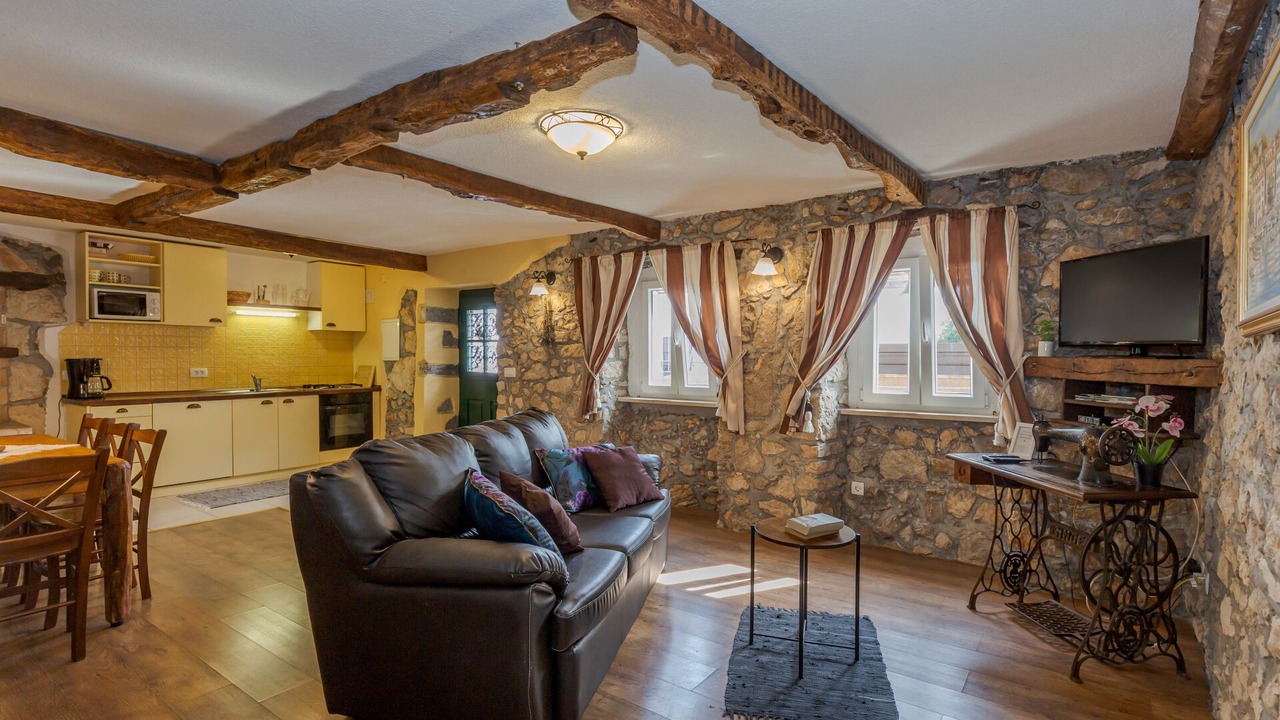 Photo of Livingroom in Obrs