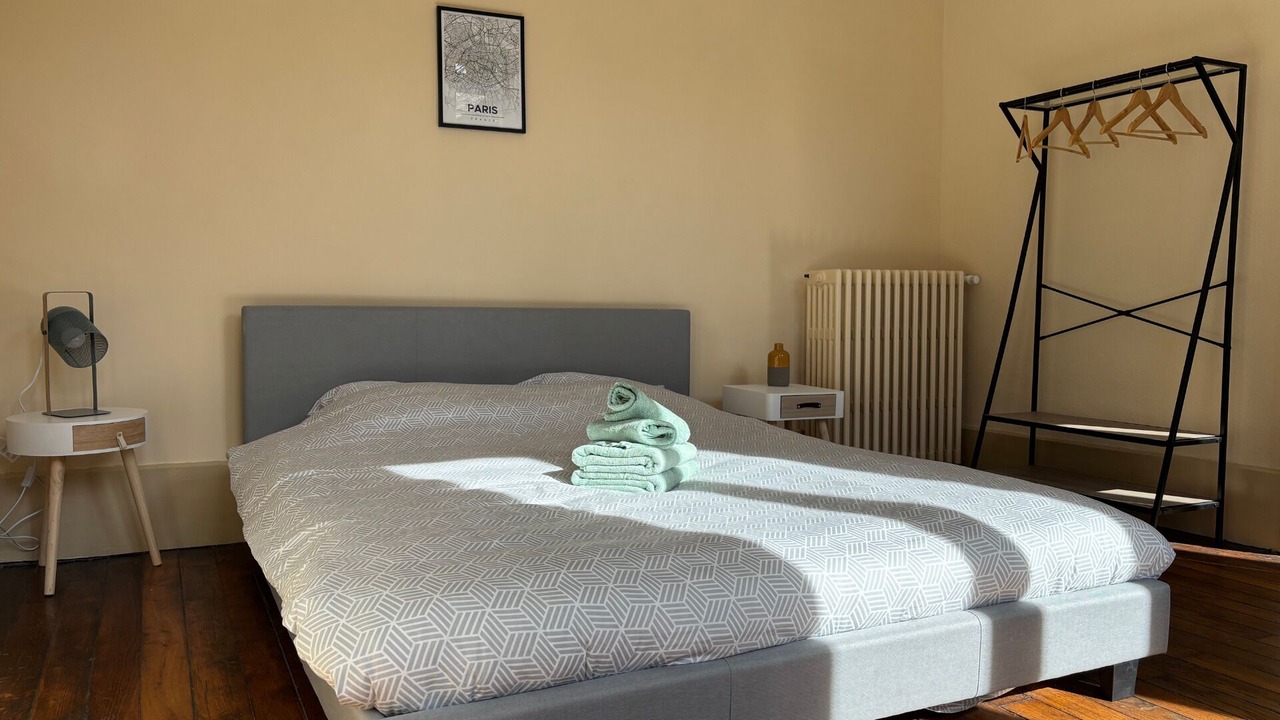 Photo of Bedroom in Autun