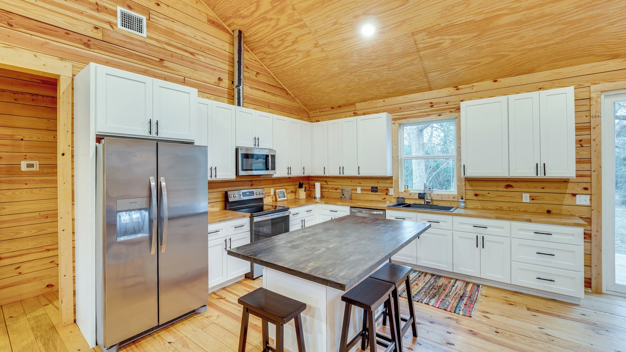 Photo of Kitchen in Waelder