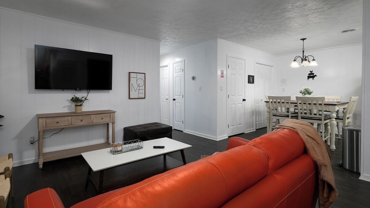 Photo of Livingroom in Cartersville