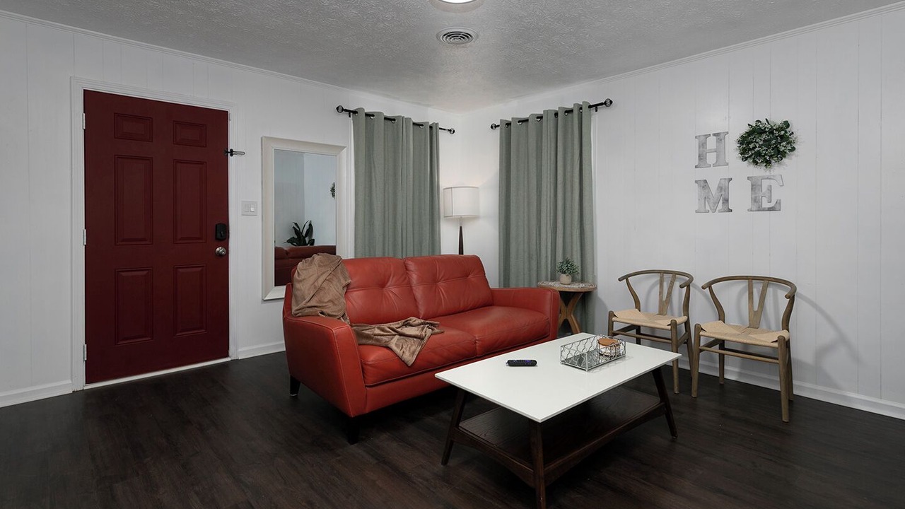 Photo of Livingroom in Cartersville