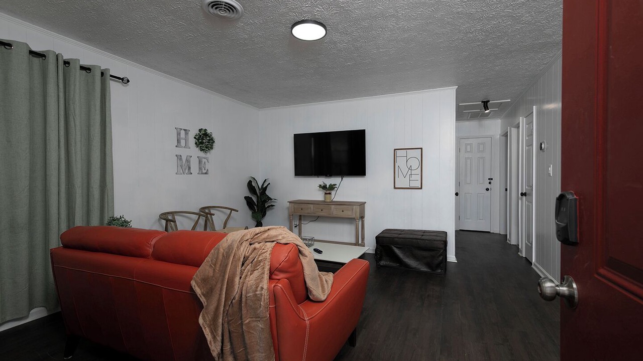 Photo of Livingroom in Cartersville