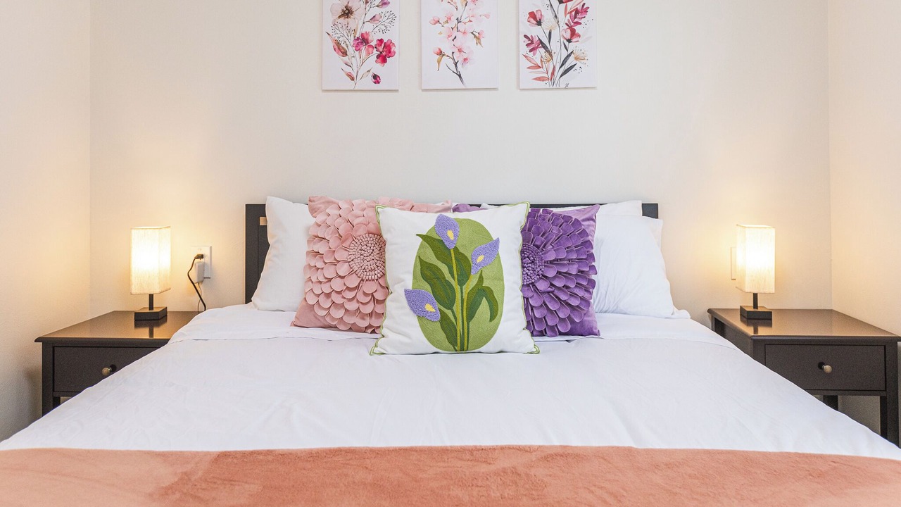 Photo of Bedroom in Carmel Point