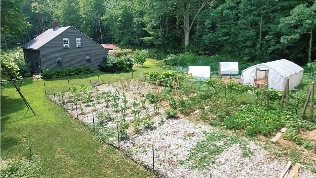 Photo of Outdoor in Southbridge
