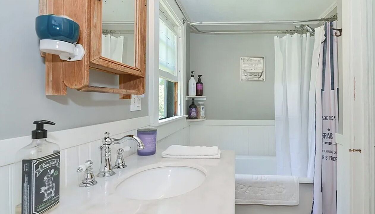 Photo of Bathroom in Southbridge