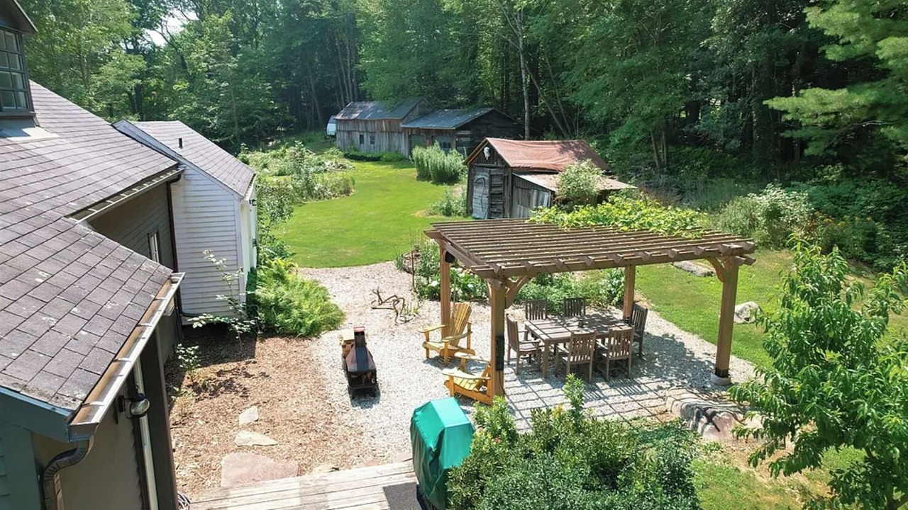 Photo of Outdoor in Southbridge
