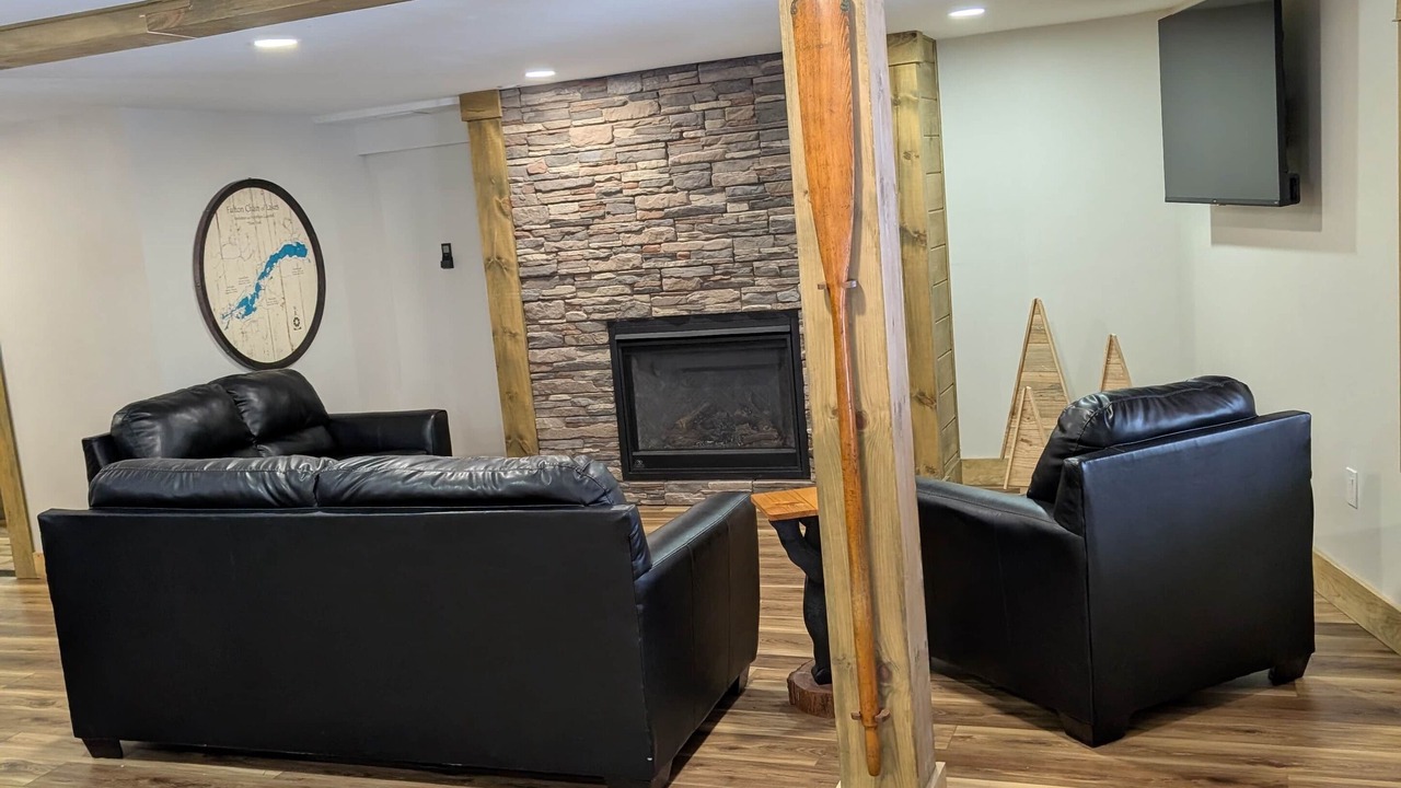 Photo of Livingroom in Town of Webb