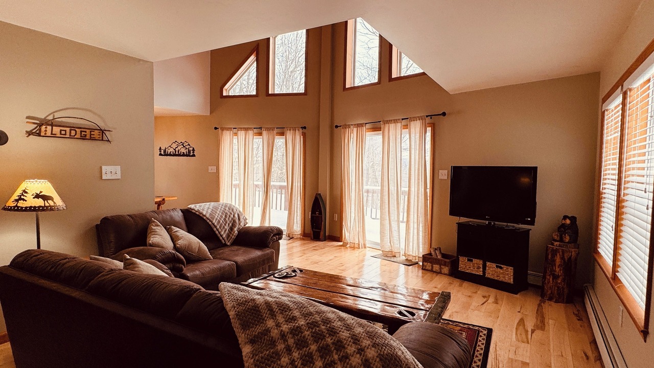 Photo of Bedroom in Town of Webb