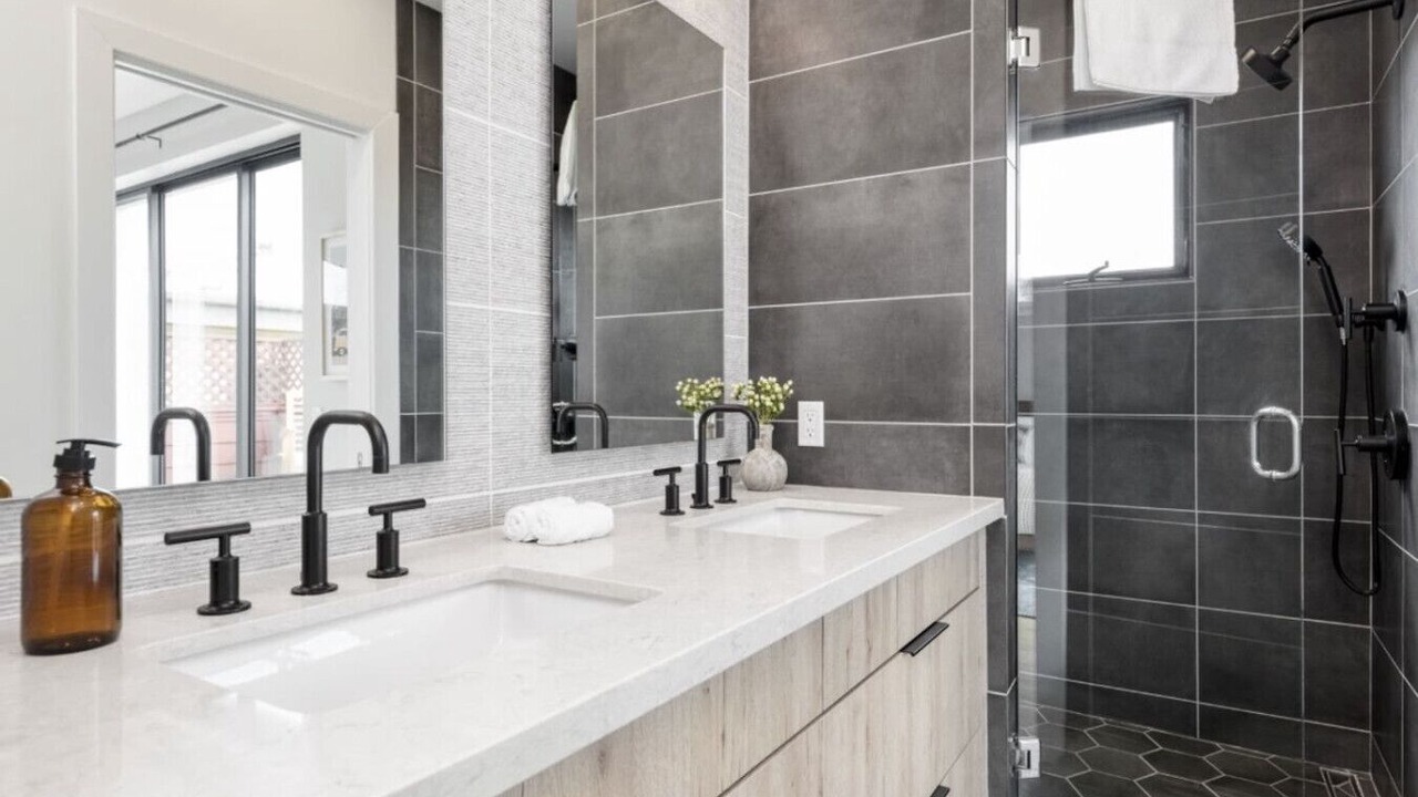 Photo of Bathroom in Townsite