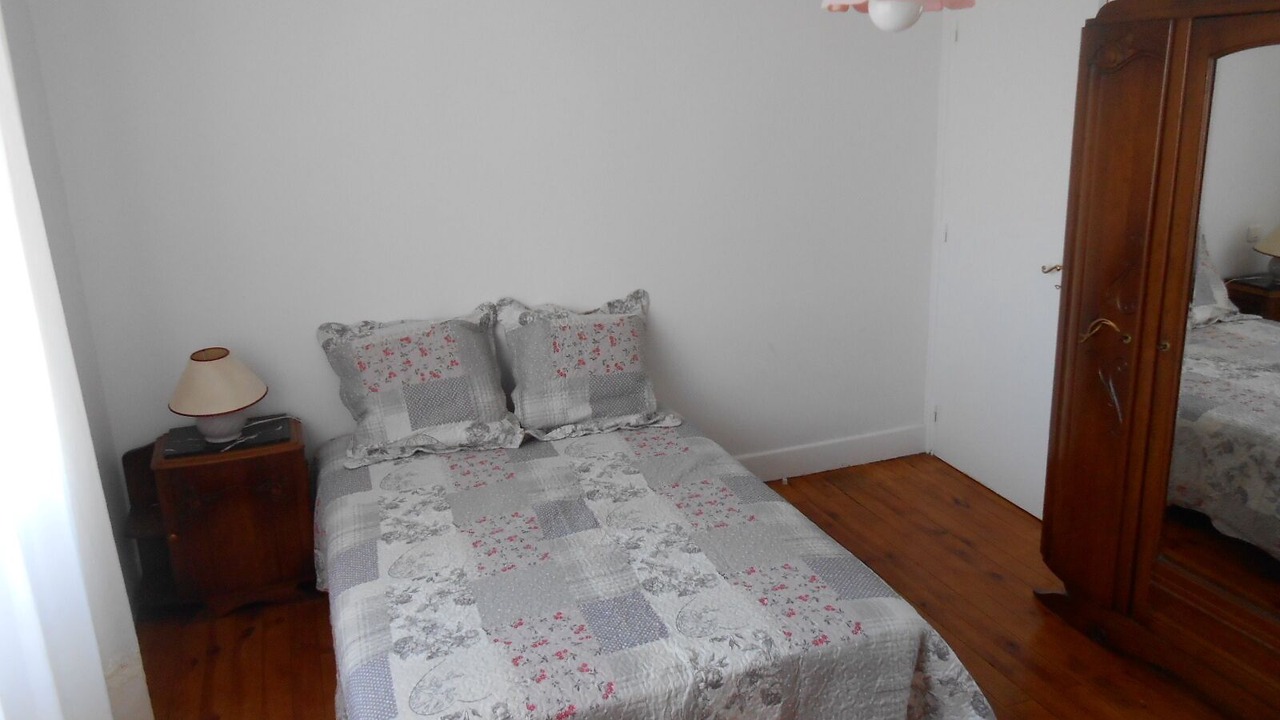 Photo of Bedroom in Lissac