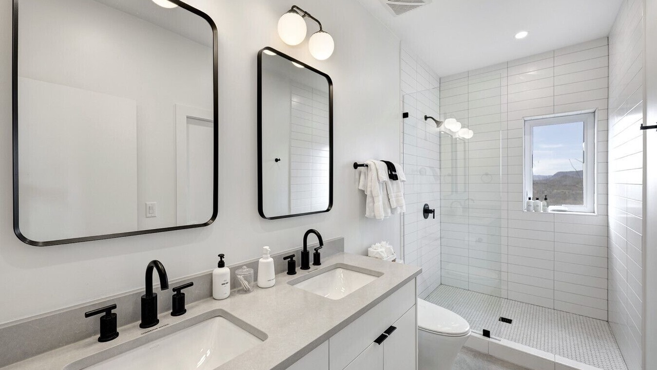 Photo of Bathroom in Study Butte-Terlingua