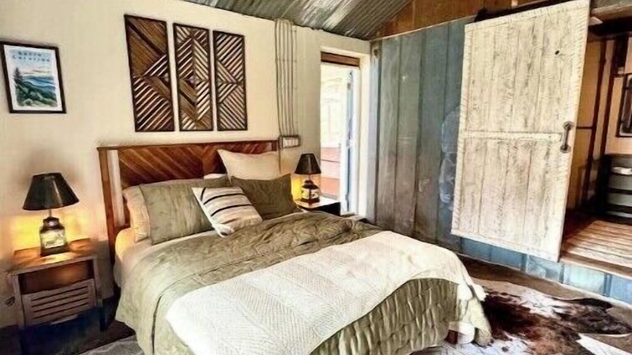 Photo of Bedroom in Asheville