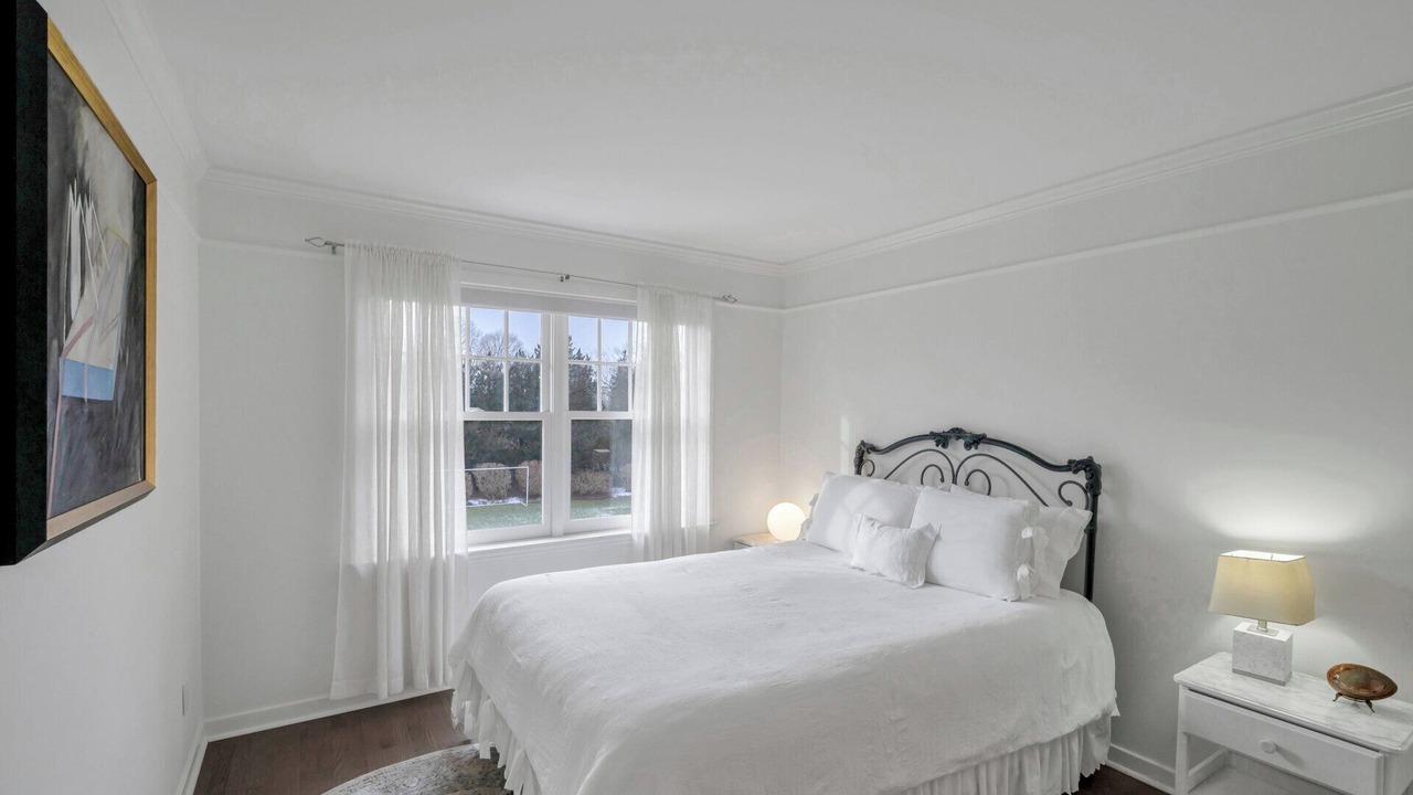 Photo of Bedroom in Water Mill