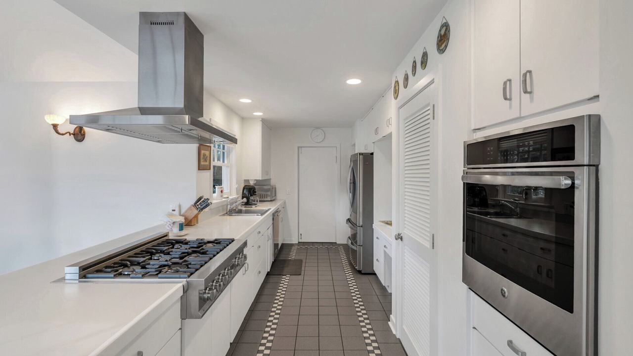 Photo of Kitchen in Water Mill