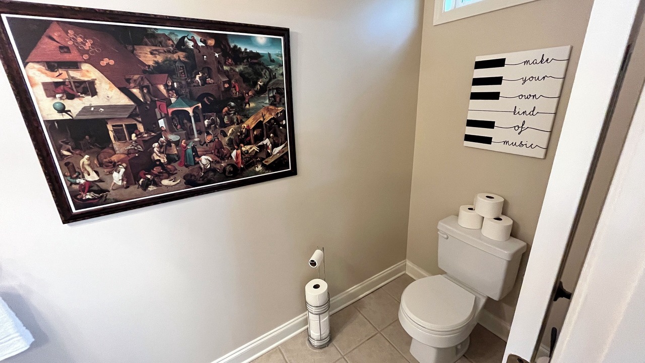 Photo of Bathroom in Pickwood
