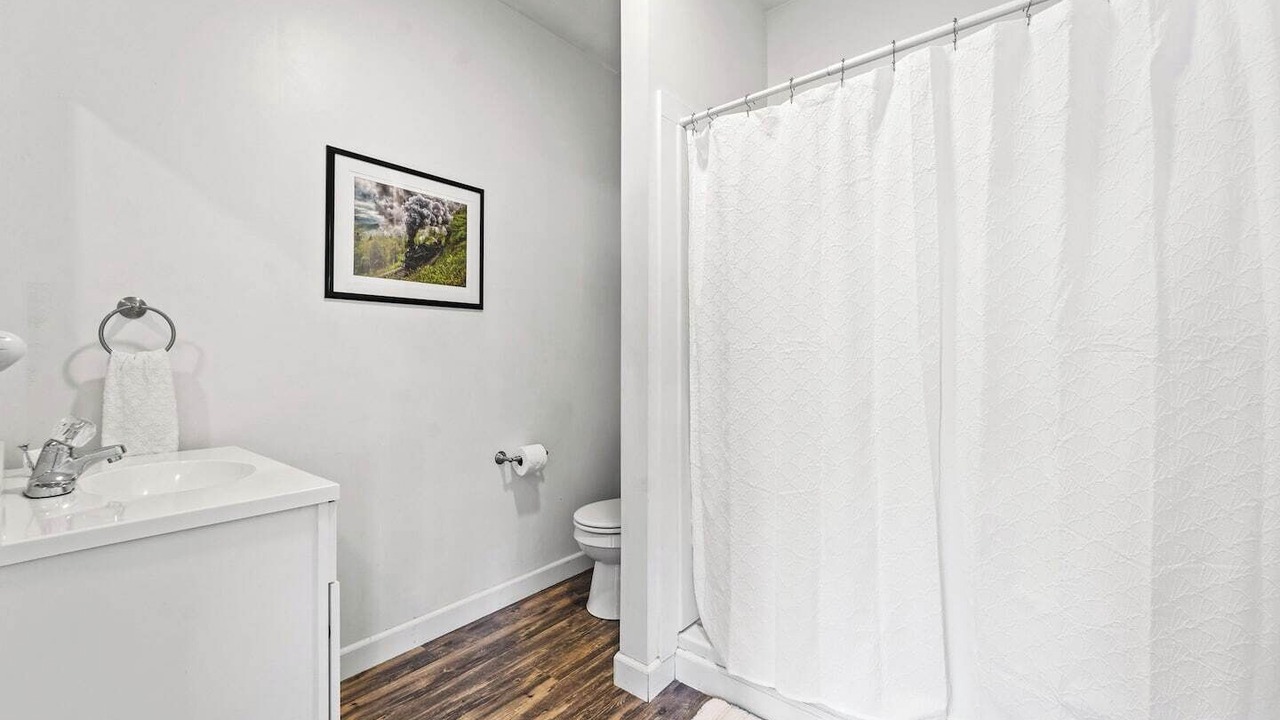 Photo of Bathroom in Edray