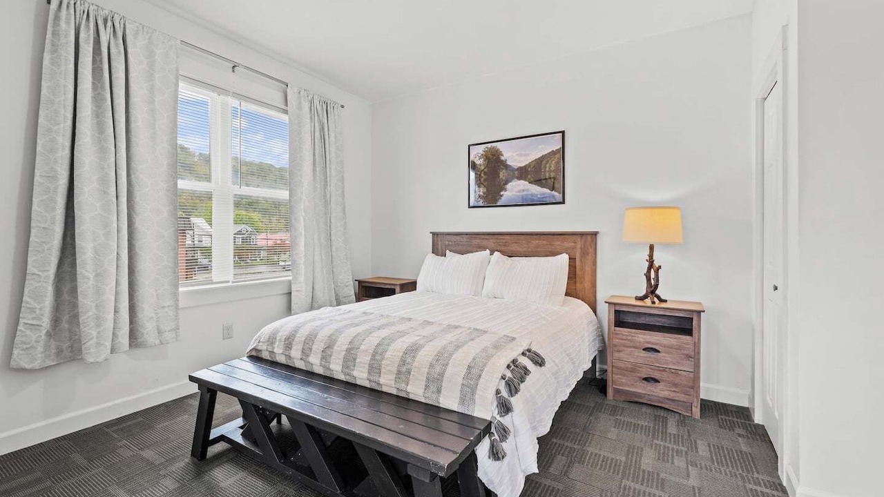Photo of Bedroom in Edray