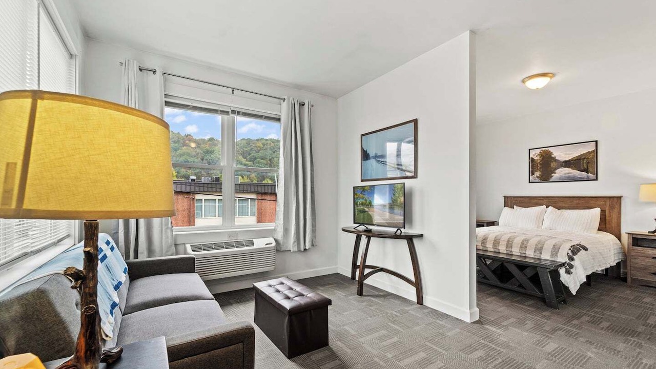 Photo of Bedroom in Edray