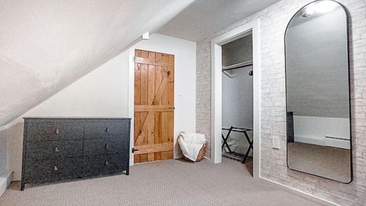 Photo of Bedroom in Waterbury Center