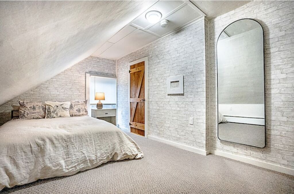 Photo of Bedroom in Waterbury Center