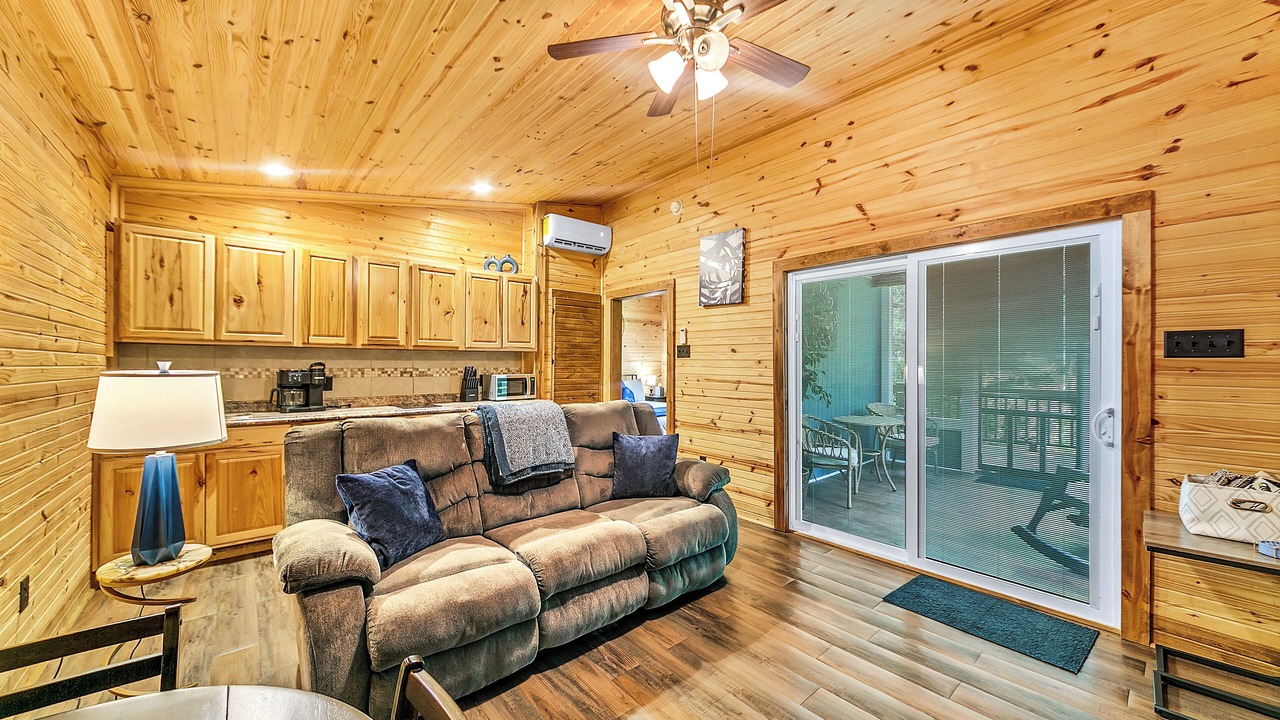 Photo of Livingroom in Jones Mills