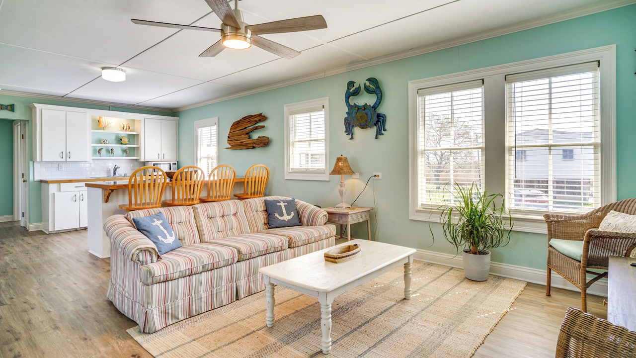 Photo of Bedroom in Cypremort Point