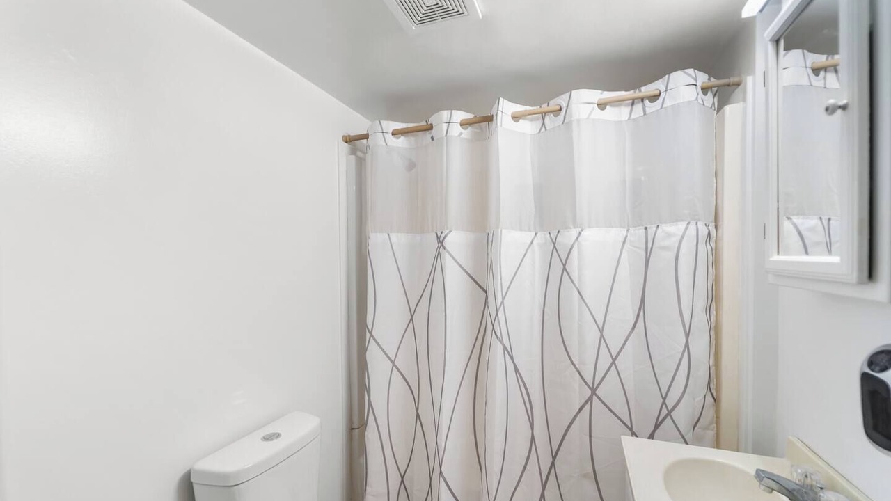 Photo of Bathroom in Edray