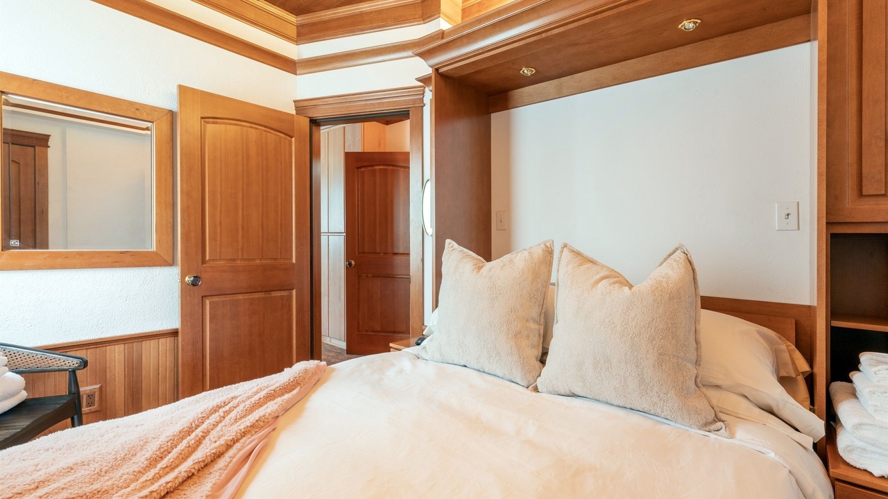 Photo of Bedroom in North End