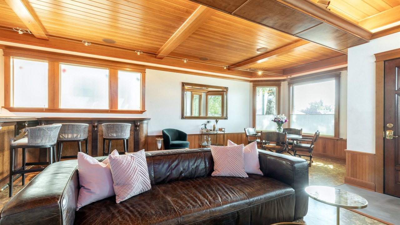 Photo of Livingroom in North End