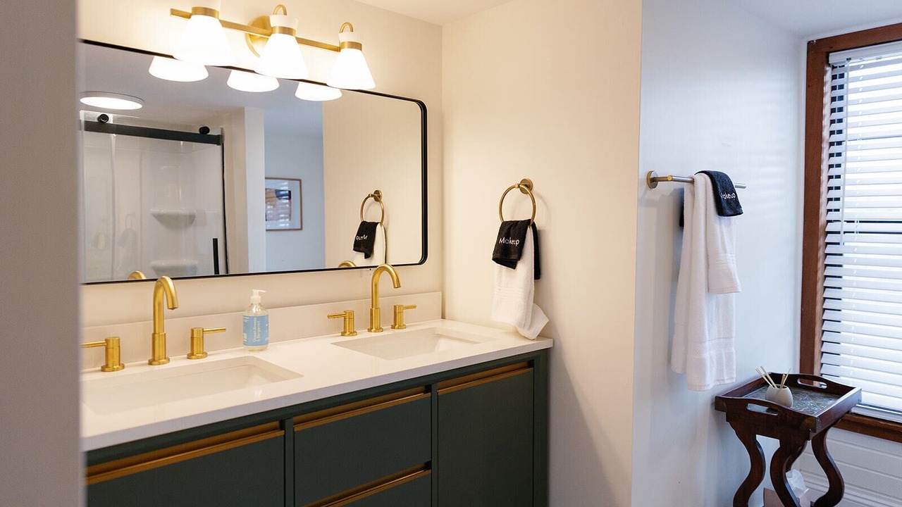 Photo of Bathroom in Stanton
