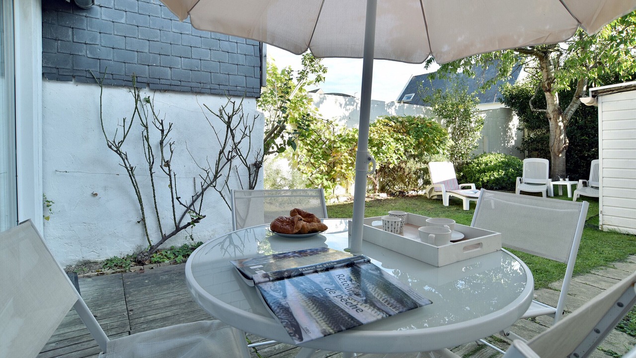 Photo of Outdoor in Parame
