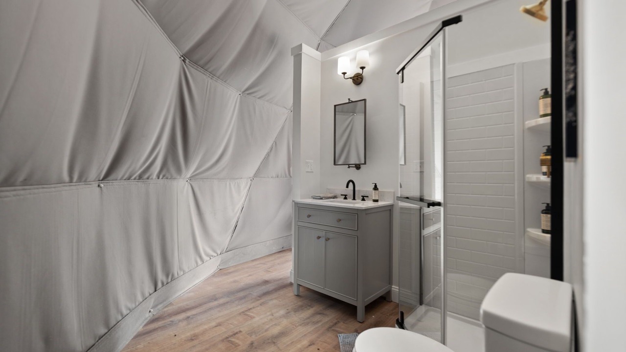 Photo of Bathroom in Stanton
