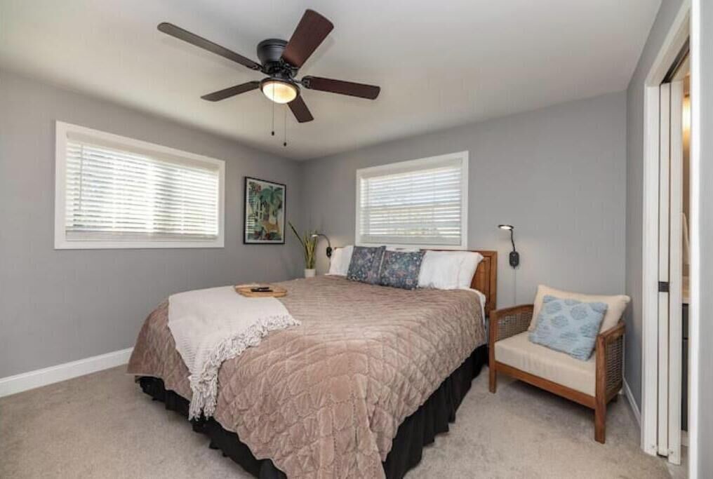 Photo of Bedroom in Roselawn Finance