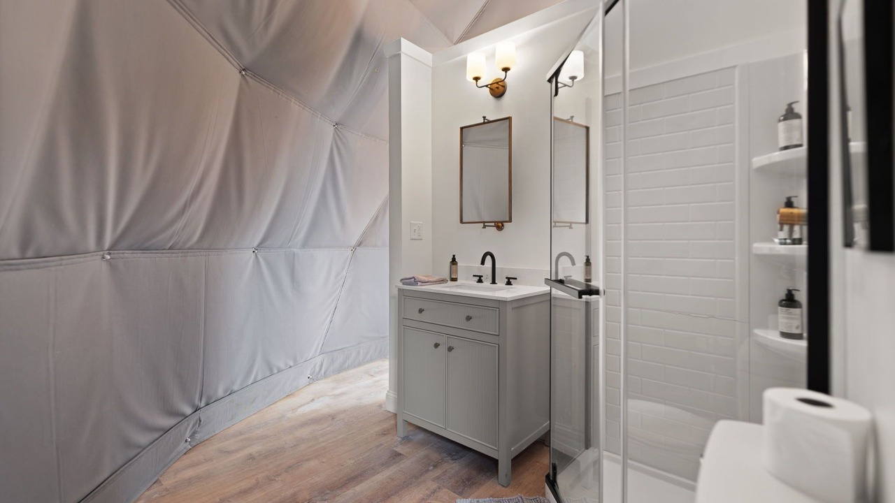 Photo of Bathroom in Stanton